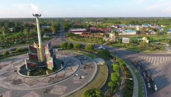 mobil travel ke kapuas
